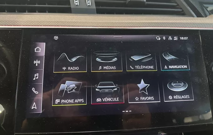 AUDI Q8 E-TRON 55 408 ch 114 kWh Quattro S line photo 15 2131555