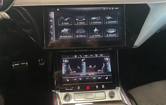 AUDI Q8 E-TRON 55 408 ch 114 kWh Quattro S line photo 16 2131555