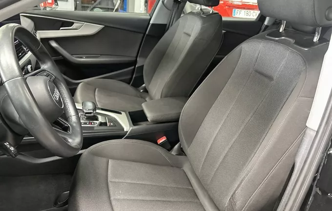 AUDI A4 Avant 30 TDI 136 S tronic 7 Business Line photo 12 213422