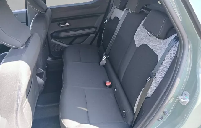 DACIA DUSTER Hybrid-G 150 4x4 Journey photo 12 946188