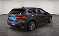Miniature BMW SERIE 1 118i 136 ch DKG7 M Sport extérieur trois quart arrière droit 213658