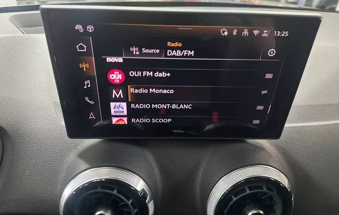 AUDI Q2 35 TFSI 150 S tronic 7 S line Plus photo 16 2128268