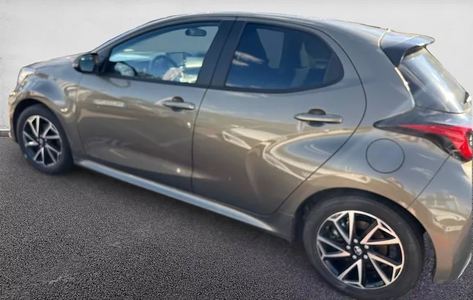 TOYOTA YARIS Hybride 116h Design extérieur trois quart arrière gauche 1103357