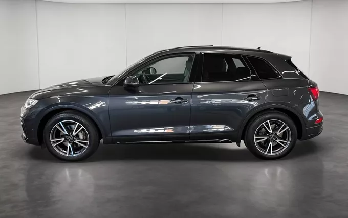 AUDI Q5 50 TFSIe 299 S tronic 7 Quattro Avus extérieur côté gauche 2132243