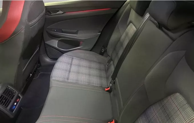 VOLKSWAGEN GOLF 2.0 TSI 245 DSG7 GTI extérieur arrière 2128256