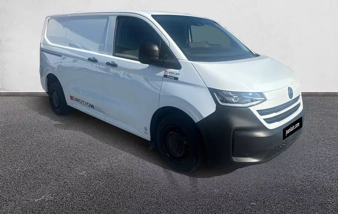 VOLKSWAGEN UTILITAIRES TRANSPORTER VAN L1H1 2.0 TDI 170 BVA8 4MOTION BUSINESS extérieur trois quart avant droit 6642