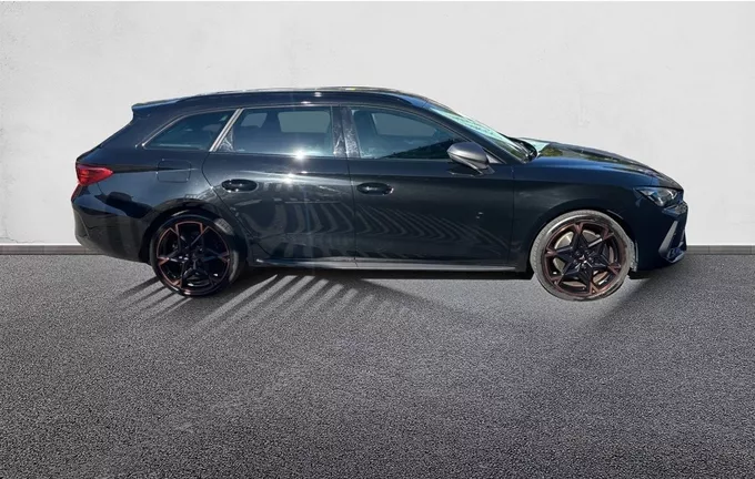 CUPRA LEON Sportstourer eHybrid 272 ch DSG6 VZ extérieur côté droit 2130654