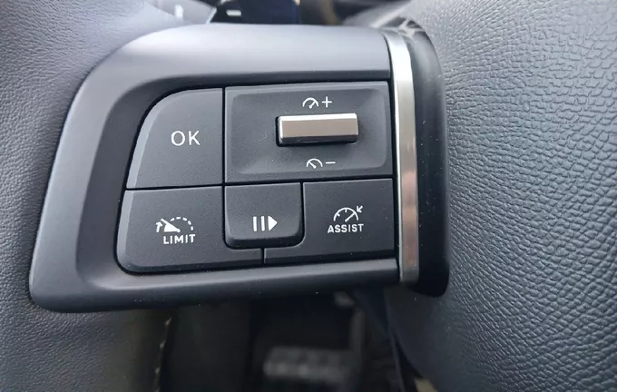 CITROEN C4 Hybride 136 e-DCS6 Plus photo 20 944093
