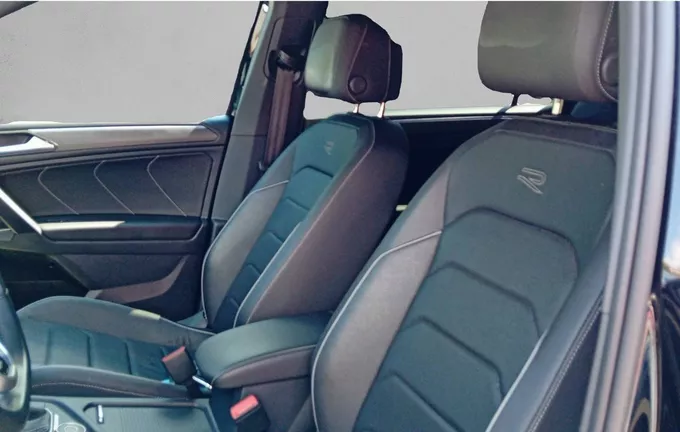 VOLKSWAGEN TIGUAN Allspace 2.0 TDI 200ch DSG7 4Motion R-Line extérieur trois quart arrière droit 560710