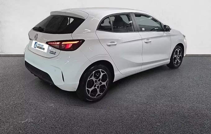MG MG3 1.5 L Hybrid+ 195 ch Comfort extérieur trois quart arrière droit 601180