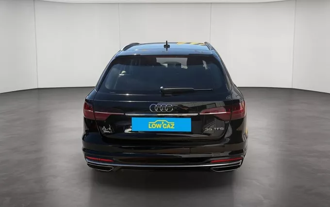 AUDI A4 Avant 35 TFSI 150 S tronic 7 Business Line extérieur arrière 213575