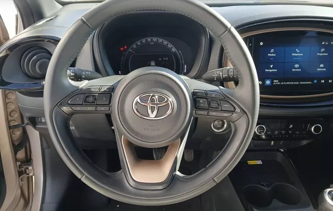 TOYOTA AYGO X 1.0 VVT-i 72 Collection photo 12 1103744