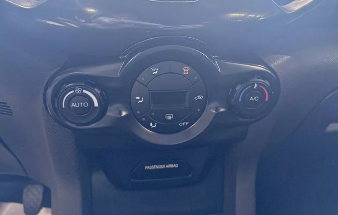 FORD ECOSPORT 1.5 TDCi 95 FAP Titanium photo 14 213492