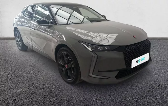 DS DS4 DS 4 Hybride E-Tense 225 EAT8 Performance Line+ extérieur trois quart avant droit 945528