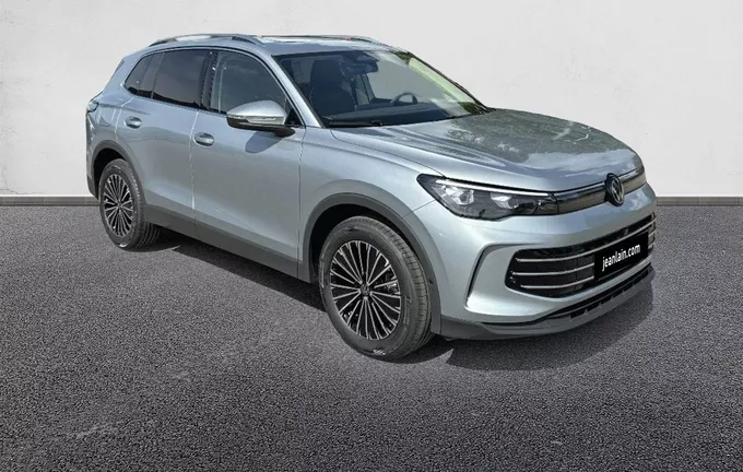 VOLKSWAGEN TIGUAN 1.5 eTSI 150ch DSG7 Elegance extérieur trois quart avant droit 6951