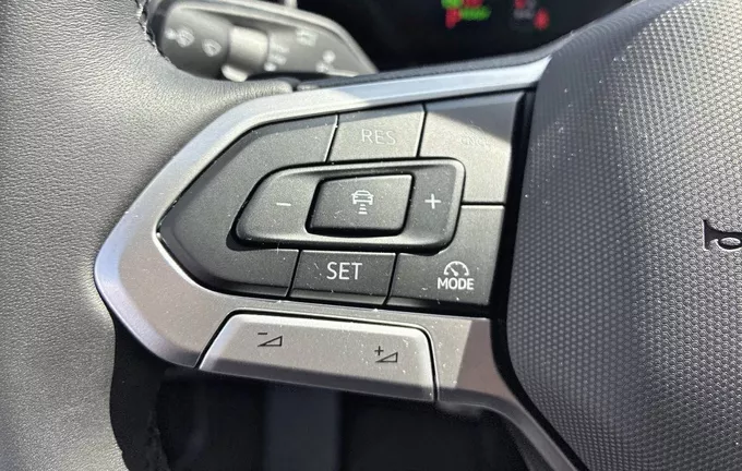 VOLKSWAGEN TIGUAN 1.5 eTSI 150ch DSG7 Elegance photo 12 6951