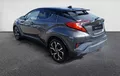Miniature TOYOTA C-HR Hybride 122h Design extérieur trois quart arrière gauche 1103432