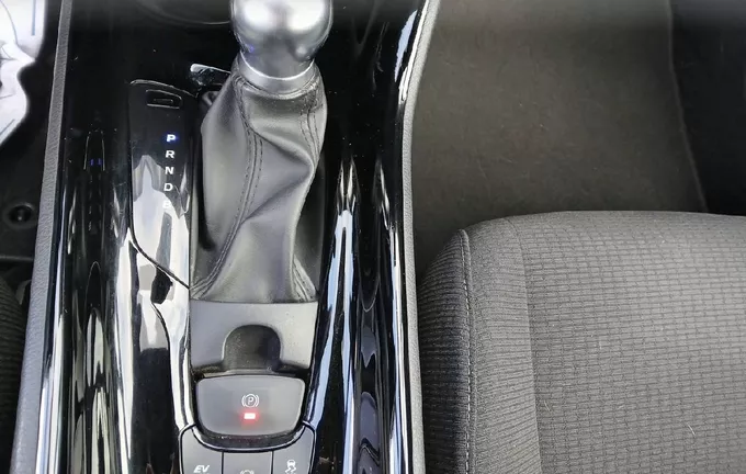 TOYOTA C-HR Hybride 122h Design photo 13 1103432