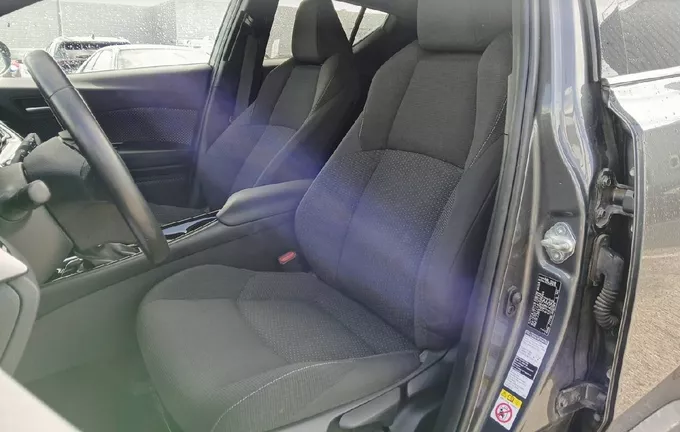 TOYOTA C-HR Hybride 122h Design photo 18 1103432