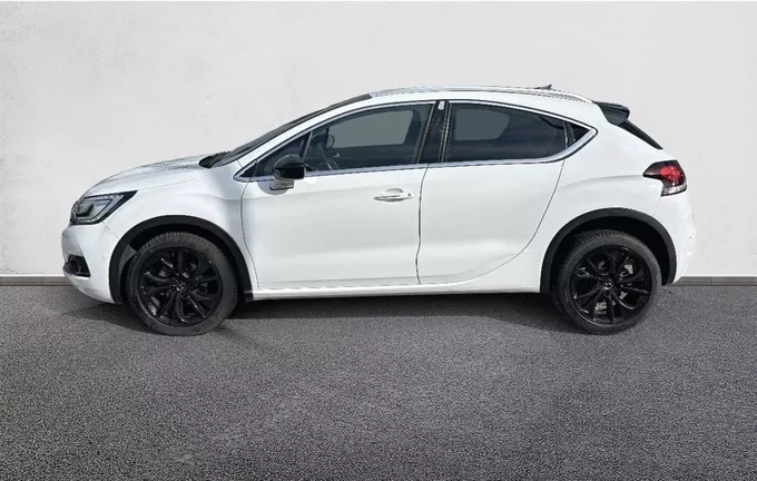 DS DS4 CROSSBACK PureTech 130 S&S BVM6 Sport Chic extérieur trois quart arrière gauche 2128886