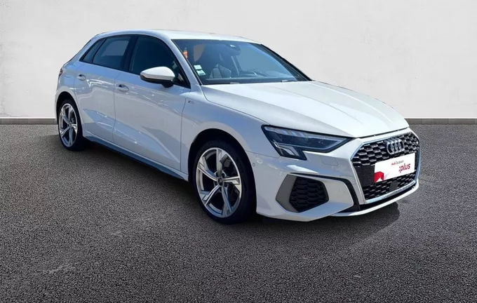 AUDI A3 Sportback 40 TFSIe 204 S tronic 6 S Line extérieur trois quart avant droit 2130293