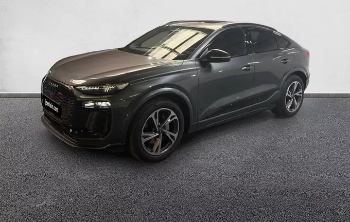 AUDI Q6 E-TRON SPORTBACK 428 ch 100 kWh quattro Competition extérieur trois quart avant gauche 5619
