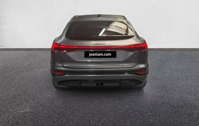AUDI Q6 E-TRON SPORTBACK 428 ch 100 kWh quattro Competition extérieur arrière 5619
