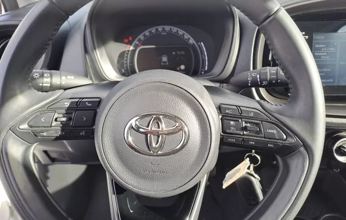 TOYOTA AYGO X 1.0 VVT-i 72 Dynamic photo 12 1103050