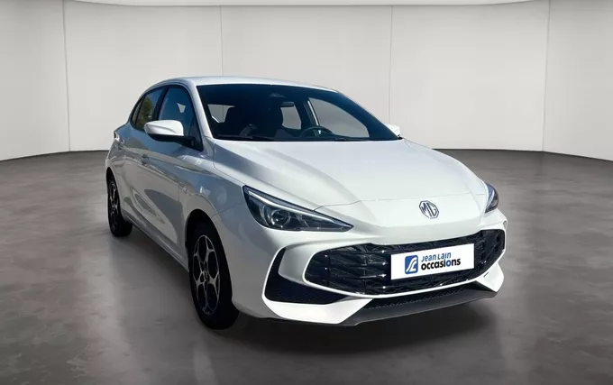 MG MG3 1.5 L Hybrid+ 195 ch Comfort extérieur trois quart avant droit 601283