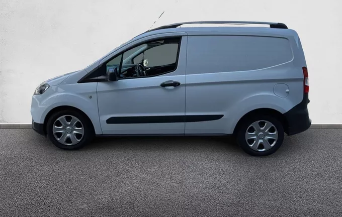 FORD TRANSIT COURIER FGN 1.5 TDCI 100 BV6 AMBIENTE extérieur côté gauche 106275