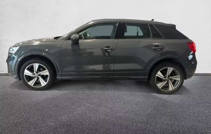 AUDI Q2 35 TFSI COD 150 S tronic 7 Design Luxe extérieur côté gauche 2130968