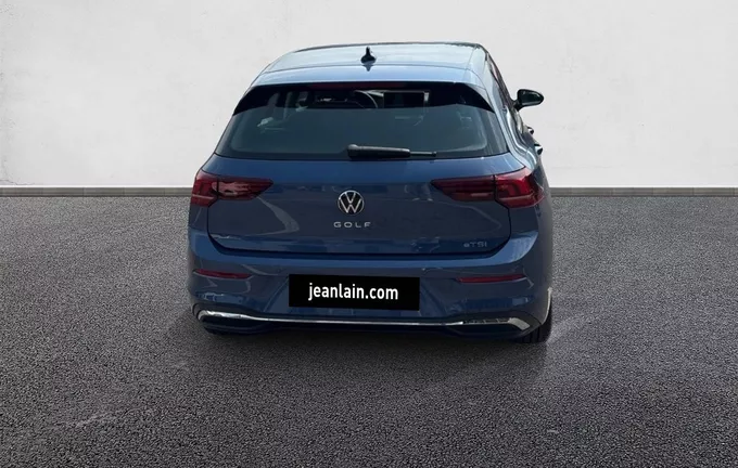 VOLKSWAGEN GOLF 1.5 eTSI EVO2 150 DSG7 Edition 50 extérieur arrière 2198