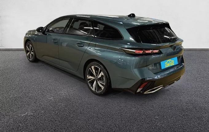 PEUGEOT 308 SW PHEV 180 e-EAT8 Allure extérieur trois quart arrière gauche 213504