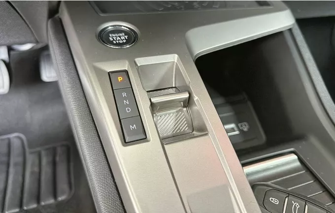 PEUGEOT 308 Hybrid 136 e-DCS6 Allure photo 15 213485