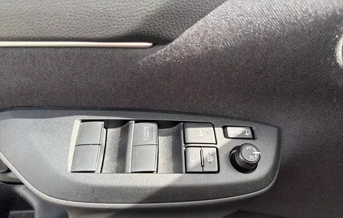 TOYOTA YARIS CROSS Hybride 116h 2WD Design photo 20 1103831
