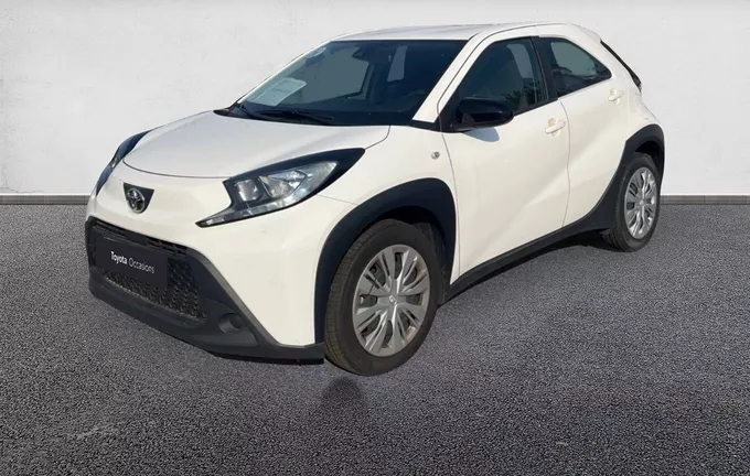 TOYOTA AYGO X 1.0 VVT-i 72 Dynamic extérieur trois quart avant gauche 1103455