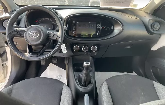 TOYOTA AYGO X 1.0 VVT-i 72 Dynamic photo 18 1103455