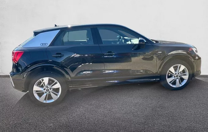 AUDI Q2 35 TFSI 150 S tronic 7 S line extérieur côté droit 2129799