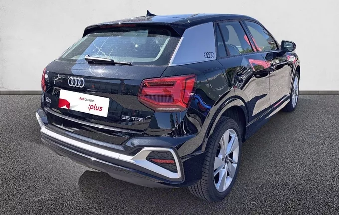AUDI Q2 35 TFSI 150 S tronic 7 S line extérieur trois quart arrière droit 2129799