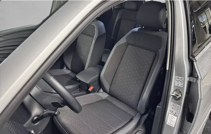 VOLKSWAGEN T-CROSS 1.0 TSI 110 Start/Stop DSG7 R-Line Tech photo 11 2130520