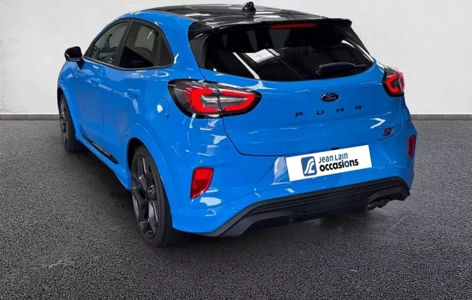FORD PUMA 1.5 EcoBoost 200 ch S&S BVM6 ST extérieur trois quart arrière gauche 2130591