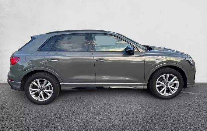 AUDI Q3 35 TFSI 150 ch S tronic 7 S line plus extérieur côté droit 2123849