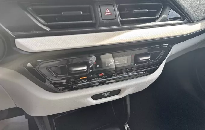 SUZUKI SWIFT 1.2 Dualjet Hybrid Auto Privilège photo 14 759998