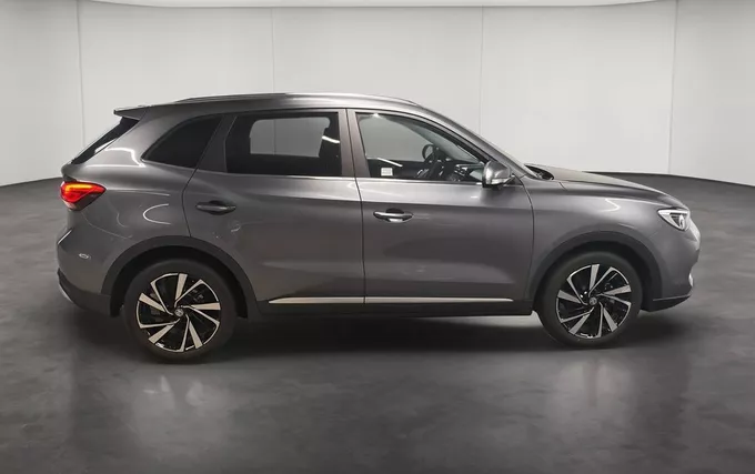 MG ZS 1.5 L Hybrid+ 197 ch Luxury extérieur côté droit 601279