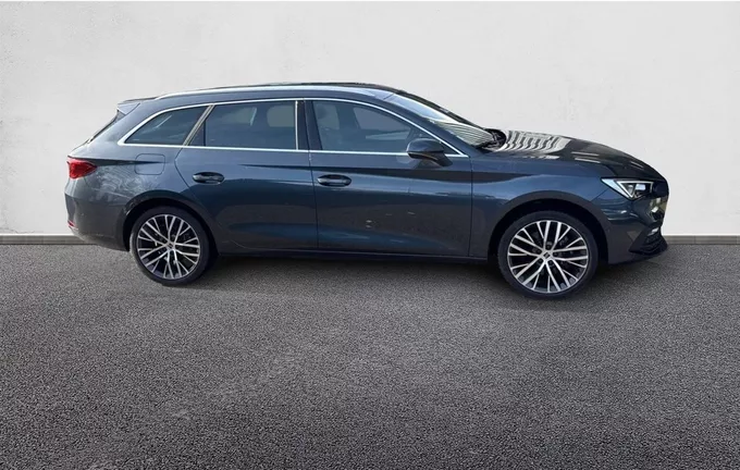 SEAT LEON Sportstourer e-Hybrid 204 DSG6 Xcellence extérieur côté droit 2123826