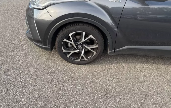TOYOTA C-HR Hybride 1.8L Edition photo 9 1103653