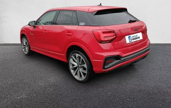 AUDI Q2 35 TDI 150 S tronic 7 Black Edition extérieur trois quart arrière gauche 2124055