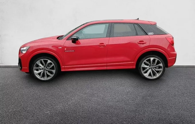 AUDI Q2 35 TDI 150 S tronic 7 Black Edition extérieur côté gauche 2124055