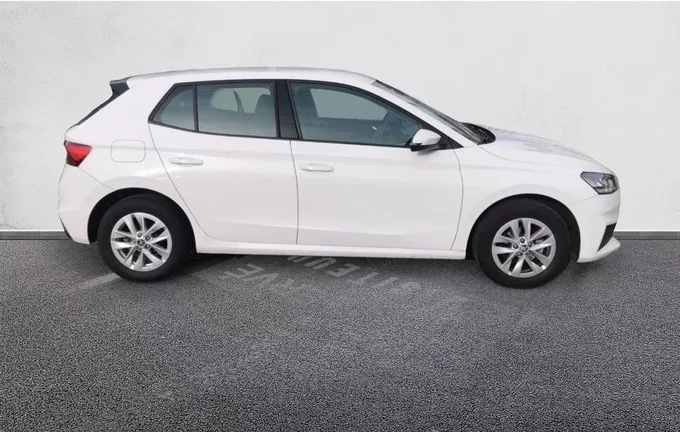 SKODA FABIA 1.0 MPI 65 ch BVM5 Active extérieur côté droit 2124409