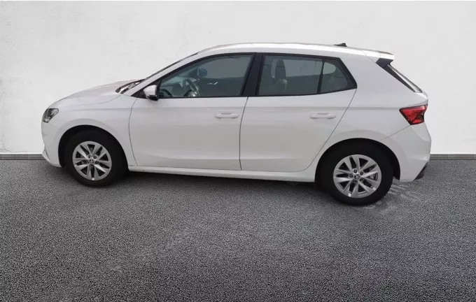 SKODA FABIA 1.0 MPI 65 ch BVM5 Active extérieur trois quart arrière gauche 2124409